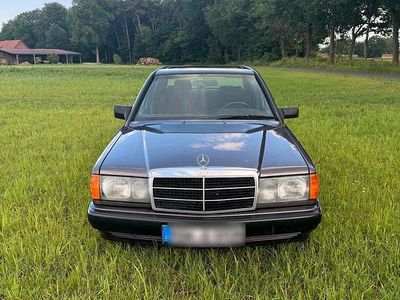 Braun Gebraucht 1992 Mercedes 190 Limousine | 3.900 €