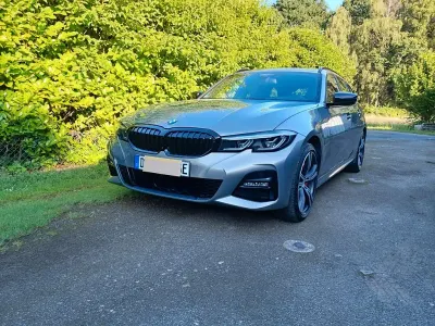 Gebraucht BMW 330e M Sport 292 PS (214 kW) 2020 Grau Kombi