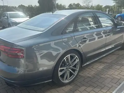 Gebraucht Audi S8 plus Sport 605 PS (444 kW) 2016 Grau Limousine