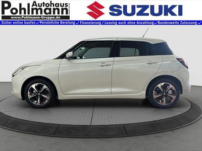 Pure white pearl metallic / mi Neu 2026 Suzuki Swift Comfort+ Limousine | 19.985 €
