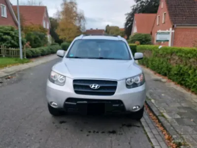 Gebraucht Hyundai Santa Fe 155 PS (114 kW) 2010 Silber SUV