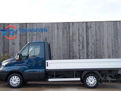 Blau Gebraucht 2016 Iveco Daily | 17.950 € (Guter Preis)