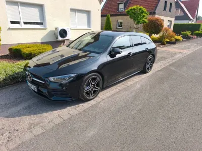Gebraucht Mercedes CLA220 Shooting Brake AMG line 190 PS (139 kW) 2023 Schwarz Kombi