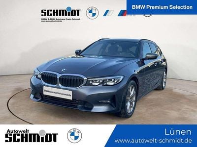 Mineralgrau metallic Gebraucht 2022 BMW 320 Sport Line Kombi | 25.390 € (Guter Preis)