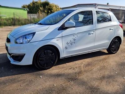 Gebraucht Mitsubishi Space Star 70 PS (51 kW) 2018 Weiß Kleinwagen