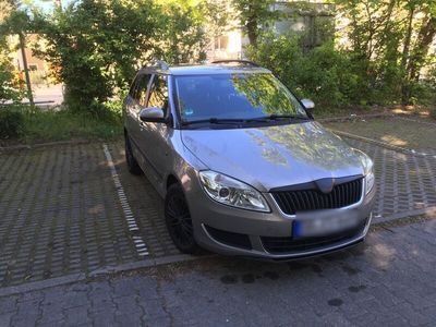 gebraucht Skoda Fabia Combi 1.2 TSI 72tkm beige metallic