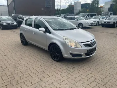 Gebraucht Opel Corsa Edition 80 PS (58 kW) 2009 Silber Kleinwagen
