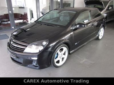 Gebraucht Opel Astra GTC Cosmo 116 PS (85 kW) 2007 Schwarz metallic Limousine
