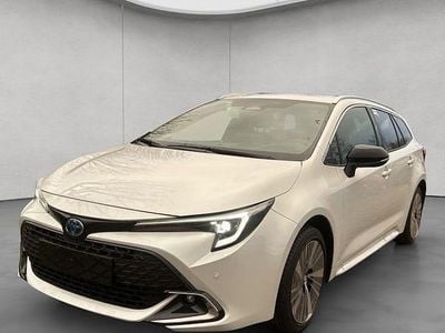Neu Toyota Corolla 178 PS (130 kW) 2025 Weiß Kombi