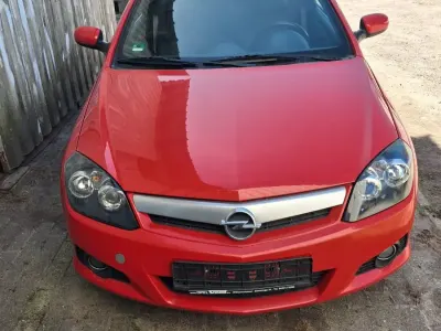 Gebraucht Opel Tigra 90 PS (66 kW) 2005 Rot Cabrio