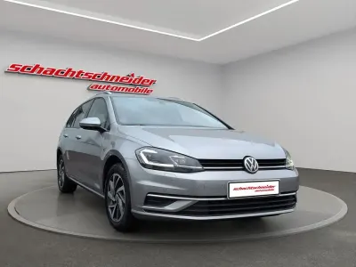 Second-hand VW Golf VII Comfortline 125 CP (91 kW) 2018 Argintiu Break