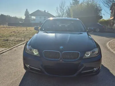 Używany BMW 320 170 KM (125 kW) 2011 Niebieski Sedan/Limuzyna