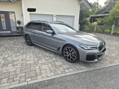 Używany BMW 530e Performance 292 KM (214 kW) 2023 Szary Kombi
