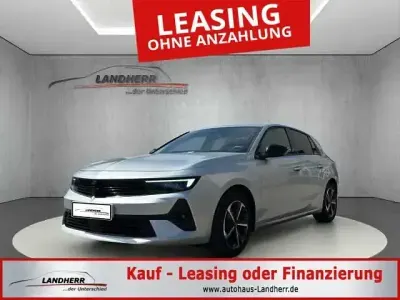 Gebraucht Opel Astra 131 PS (96 kW) 2024 Kristall silber (metallic) Kleinwagen