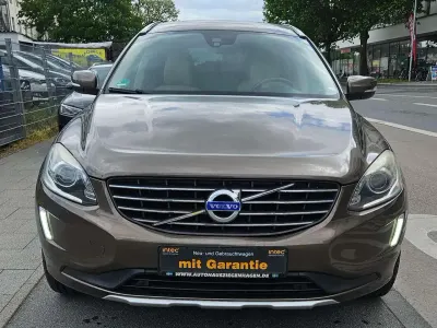 Używany Volvo XC60 Ocean Race 181 KM (133 kW) 2014 Brązowy SUV