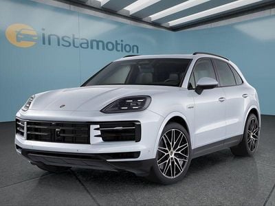 Usado Porsche Cayenne 470 HP (345 kW) 2024 Prateado SUV
