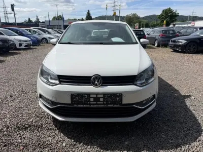 Gebraucht VW Polo Comfortline 60 PS (44 kW) 2017 Weiß Limousine