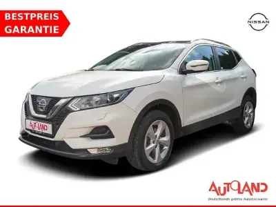 Gebraucht Nissan Qashqai Acenta 116 PS (85 kW) 2017 Weiß SUV