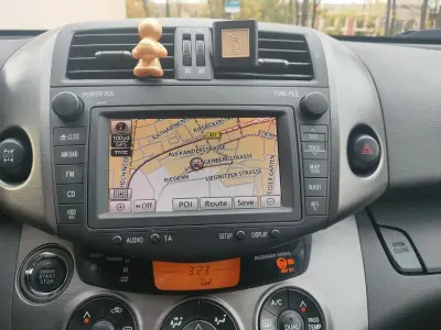 Gebraucht Toyota RAV4 Executive 150 PS (110 kW) 2011 Beige SUV