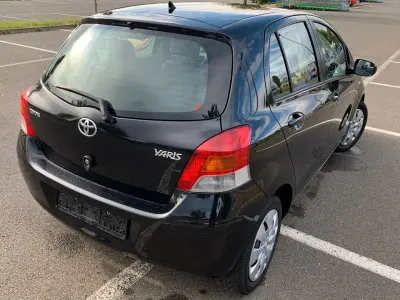 Gebraucht Toyota Yaris Cool 101 PS (74 kW) 2009 Schwarz Kleinwagen
