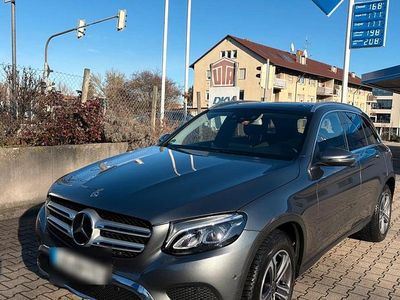 Gebraucht Mercedes GLC250 211 PS (155 kW) 2017 Grau SUV