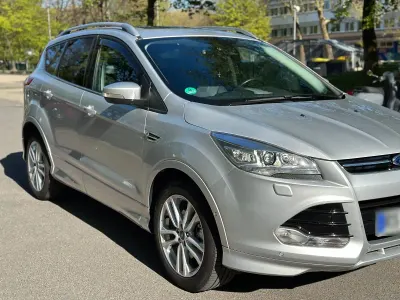 Gebraucht Ford Kuga Titanium 163 PS (119 kW) 2014 Silber SUV