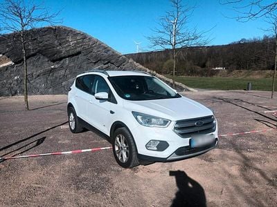 Second-hand Ford Kuga Titanium 150 CP (110 kW) 2019 Alb SUV