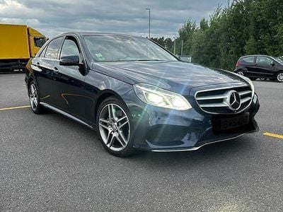 Gebraucht Mercedes E350 258 PS (189 kW) 2015 Blau Limousine