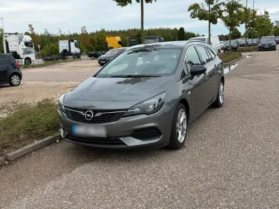 Gebraucht Opel Astra 135 PS (99 kW) 2022 Grau Kleinwagen