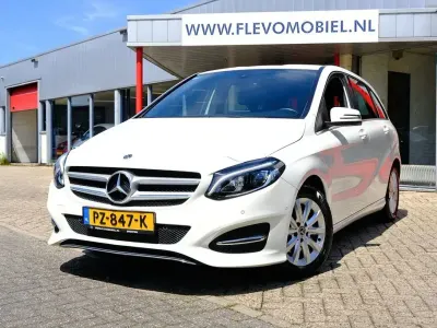 Gebraucht Mercedes B180 Ambition 122 PS (89 kW) 2017 Weiß Kleinwagen