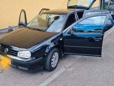 VW Golf IV