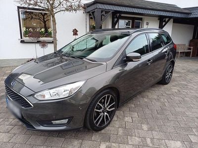Usado Ford Focus Business Edition 95 HP (69 kW) 2017 Preto Carrinha