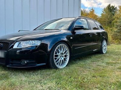 Second-hand Audi A4 Exclusive 200 CP (147 kW) 2005 Negru Break