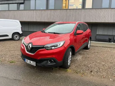 Gebraucht Renault Kadjar Life 131 PS (96 kW) 2017 Rot SUV