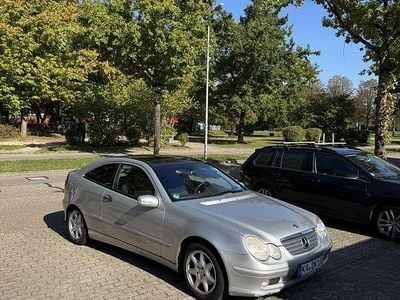 Mercedes C180
