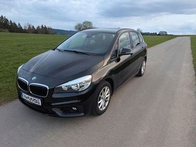 Gebraucht BMW 216 Active Tourer 116 PS (85 kW) 2017 Schwarz Van / Kleinbus