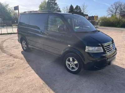 Gebraucht VW Multivan 150 PS (110 kW) 2009 Schwarz Van / Kleinbus