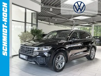 Gebraucht VW Touareg Elegance 231 PS (169 kW) 2023 Grenadillschwarz (schwarz) SUV