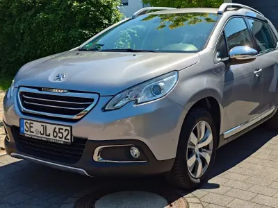 Gebraucht Peugeot 2008 Allure 110 PS (80 kW) 2016 Grau SUV