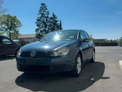 Gebraucht VW Golf VI 80 PS (58 kW) 2009 Blau Kleinwagen
