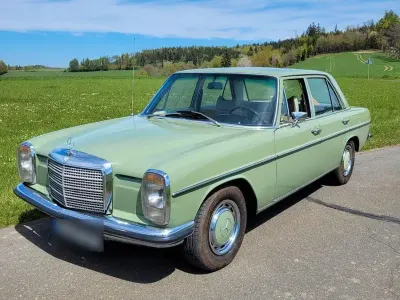 Gebraucht Mercedes W114 120 PS (88 kW) 1972 Grün Limousine