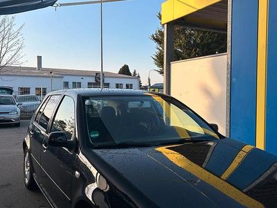 Gebraucht VW Golf IV 75 PS (55 kW) 1999 Schwarz Kleinwagen