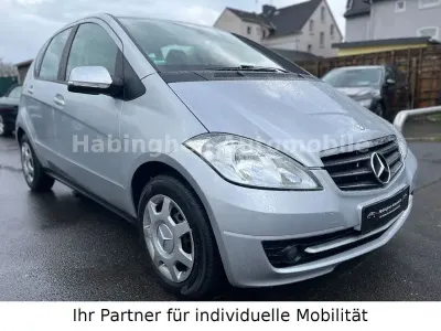 Gebraucht Mercedes A180 Classic 116 PS (85 kW) 2010 Silber Limousine