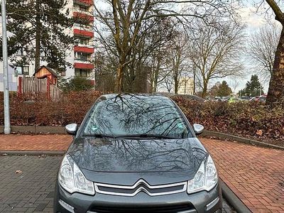 Grau Gebraucht 2014 Citroën C3 Limousine | 2.999 € (Fairer Preis)
