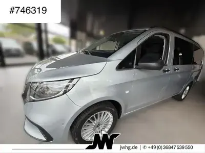Gebraucht Mercedes Vito 190 PS (139 kW) 2024 Silber metallic Van