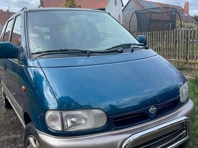Begagnad Nissan Serena 96 HK (70 kW) 2000 Blå Minibuss