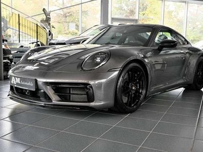 Porsche 911 Carrera 4 GTS