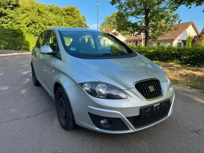 Gebraucht Seat Altea 105 PS (77 kW) 2011 Silber Limousine