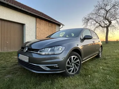 Używany VW Golf VII Sound 125 KM (91 kW) 2017 Szary Sedan/Limuzyna
