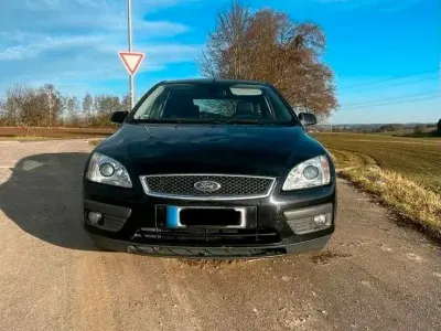 Gebraucht Ford Focus 145 PS (106 kW) 2005 Schwarz Kleinwagen